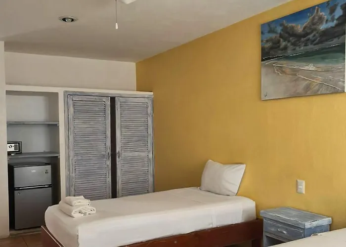 International House Riviera Maya