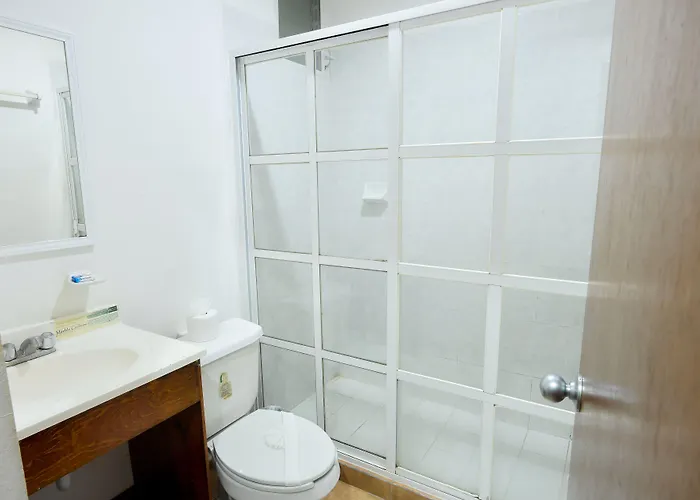 International House Riviera Maya Hotel 2*