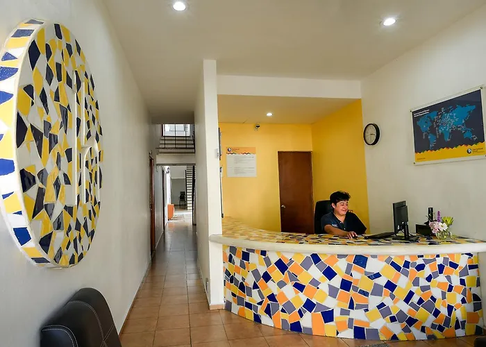 International House Riviera Maya 2*
