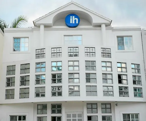 International House Riviera Maya Hotel